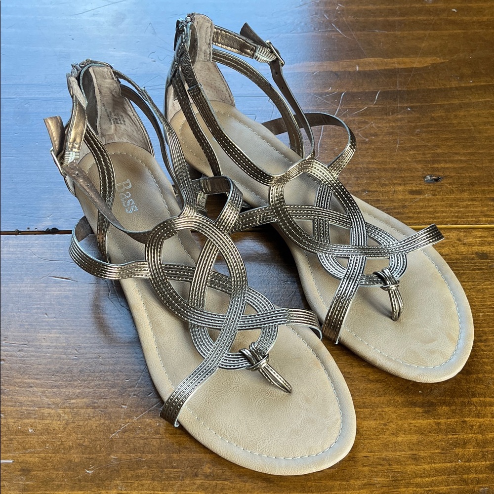 Bass FiFi Sandals Sz 8.5